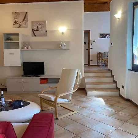 Casa Vittoria V1 *